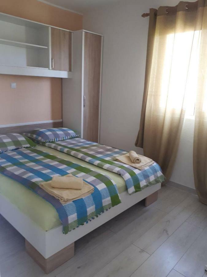Apartmani Ivana Lopar Kültér fotó