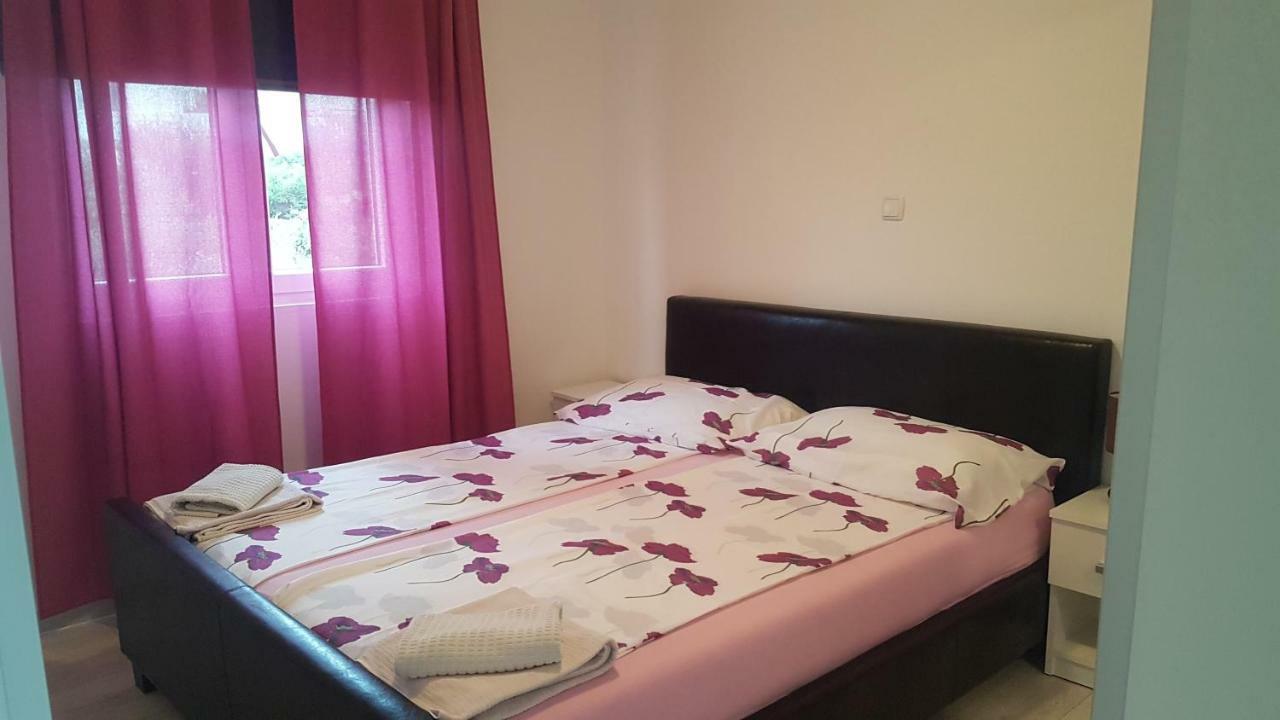 Apartmani Ivana Lopar Kültér fotó