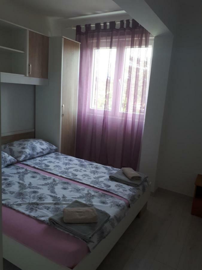 Apartmani Ivana Lopar Kültér fotó