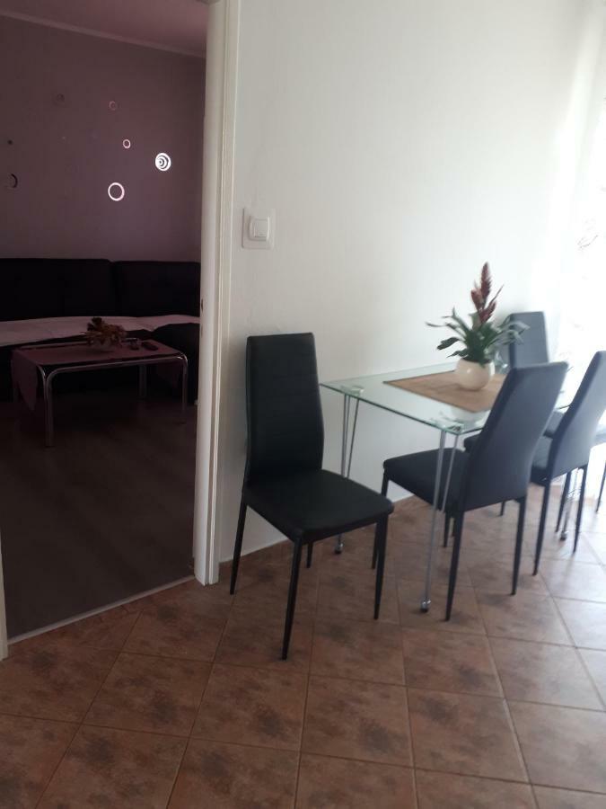 Apartmani Ivana Lopar Kültér fotó
